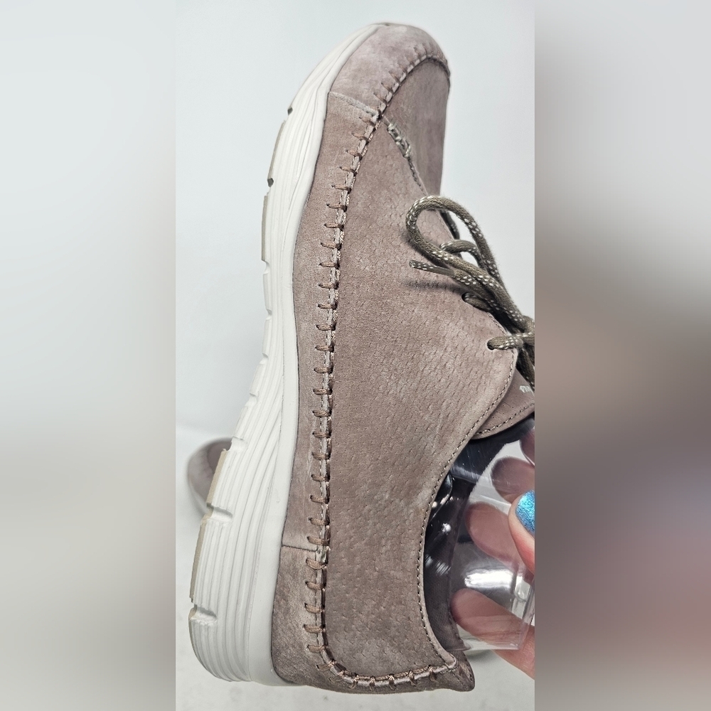 Skechers Women's Seager Prospect  Whipstitched Leather Memory Foam Sneaker Sz 10 - Picture 4 of 11